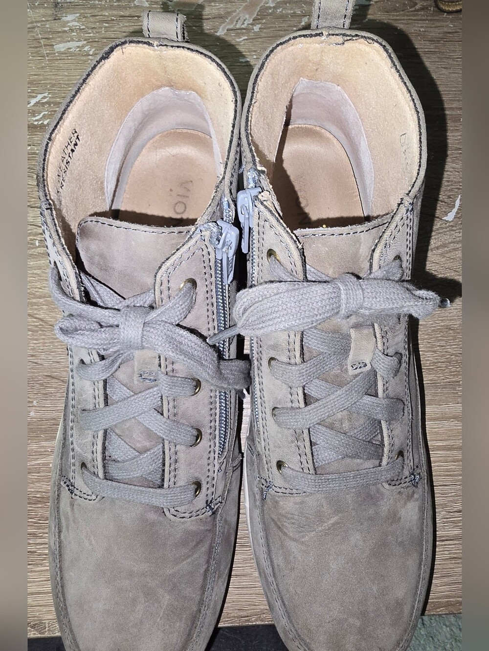 Vionic Shawna Water Resistant Gray Nubuck Leather Sneaker Bootie Shoes Womens 10 - Picture 7 of 14